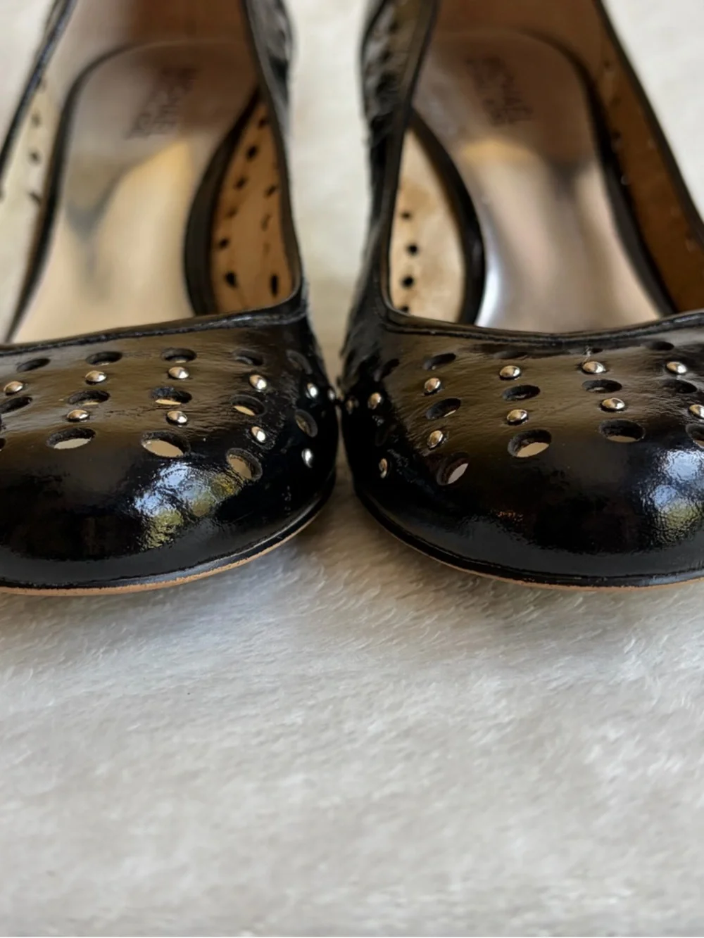 MICHAEL Michael Kors Black Studded‎ Leather Round Toe Pumps Women's Size 8.5M